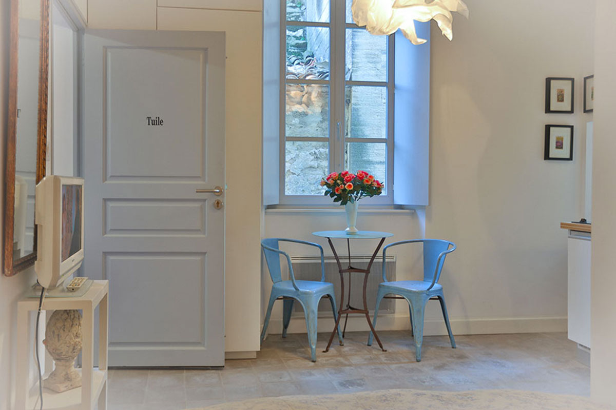 bedroom to rent in Gordes